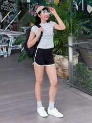 Áo Thun Croptop Kẻ Ngang Uniqlo