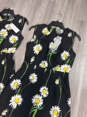 Đầm Hoa Sát Nách Oscar