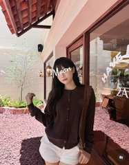 Áo Cardigan Màu Nâu Đậm Whoau
