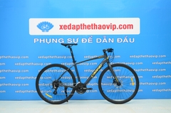 Xe đạp Touring CAVANIO CITY1: Khung Nhôm mối hàn mịn tem vàng phản quang, Phanh dầu SHIMANO, Group SHIMANO ALtus 24 tốc độ, Lốp KENDA 700x28c - Xe CHẤT giá Quá TỐT