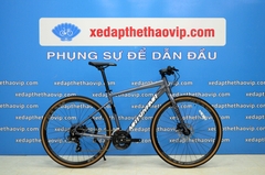 Xe đạp touring MATSUYAMA Racing: Khung Nhôm nhẹ không mối hàn, Group SHIMANO 3x8 tốc độ, Phanh đĩa dầu, Líp thả, Lốp 700x35c. Rẻ Không Lối Thoát