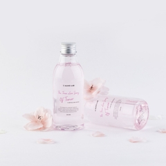 Nước Cân Bằng Làm Dịu Và Sáng Da Rau Má Alive:Lab The True Love Story Toner 200ml