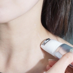 Kem dưỡng cổ Loại lăn chống nhăn nâng cơ chống lão hóa Lizk Neck Cream 50g