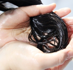 Bộ Dầu Gội Và Dầu Xả Lador Damage Protector Acid Shampoo & Conditioner 900ml*2