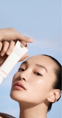 Kem chống nắng hàng ngày Sulwhasoo UV Daily Essential Sunscreen Special Set SPF50+ / PA++++ (kem chống nắng 50ml+10ml + First Care Activating Essence 8ml + Ginseng Soap 50g)