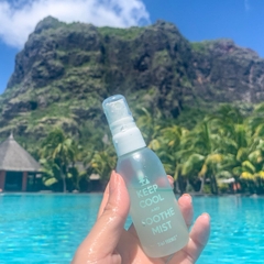Xịt Khoáng Dưỡng Làm Dịu Da Và Khóa Makeup Keep Cool Soothe Fixence Mist 60ml