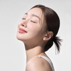 (Mẫu đổi mới) Kem chống nắng nâng tông chống lại tia UV mạnh bụi mịn và ánh sáng xanh Iope UV Shield Tone-up Sun SPF 50+ PA++++ 50ml