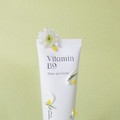 Kem dưỡng trắng nâng tông da thuần chay Natural Derma Project Vitamin B9 Tone-Up Whitening Cream 65ml