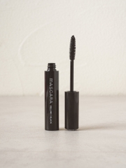 Mascara làm dày mi Lovely Makeup Volume Mascara
