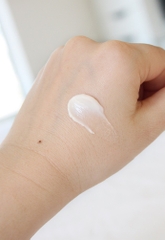 Kem Dưỡng Mắt Cao Cấp Chống Lão Hóa Amore Pacific Time Response Eye Reserve Creme 15ml