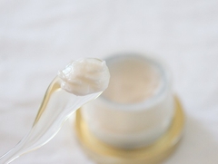 Kem Dưỡng Cao Cấp Chống Lão Hóa Amore Pacific Time Response Skin Reserve Creme