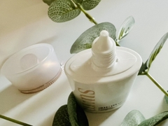 Kem chống nắng làm mát da Sum37 Sun-away Cooling Watery Sun Block EX 100ml special set (tặng kèm nước tẩy trang)