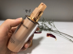 Kem Nền Dạng Lỏng Che Phủ Khuyết Điểm Sulwhasoo Lumitouch Foundation Liquid SPF15/PA+ 30ml