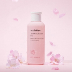 Nước Cân Bằng Da Chiết Xuất Từ Hoa Anh Đào Jeju Cherry Blossom Skin 200ml