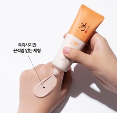 Kem chống nắng thảo dược nâng tông làm sáng da thay thế lớp nền trang điểm nhẹ nhàng làm dịu da mệt mỏi Sooryehan Bichaek Jadan Sun Cream SPF50+/PA+++ 50ml