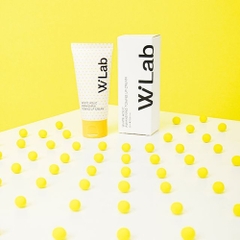 Kem dưỡng trắng da chứa viên nang Vitamin C W.Lab White Holic Awakening Toning Up Cream 50ml