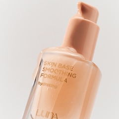 Kem lót trang điểm làm mịn da Luna Skin Base Soothing Formula SPF 50+ PA++++