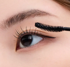 Mascara giúp cong mi và dài mi chống nước uốn cong Hera Rich Curling Waterproof Mascara 6g