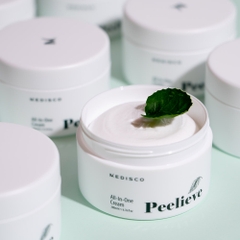 Kem mát xa làm săn chắc da và làm sáng da Medisco Peelieve All-In-One Cream 200ml