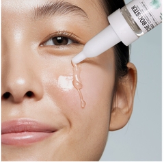 Tinh chất hỗ trợ điều trị mụn VEMONTES AXCNE Booster Ampoule Kit Agent 1 Agent 2 3ml