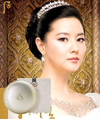 Phấn Phủ Dưỡng Trắng Chống Nắng The History Of Whoo Gongjinhyang : Seol Whitening Powder Pact SPF45/PA+++ 13g