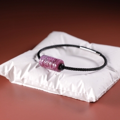 Vòng tay dây thép đồng điếu khắc kim tiền đá ruby nam phi
