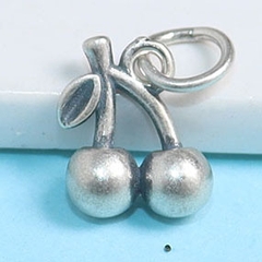 Charm bạc quả anh đào treo