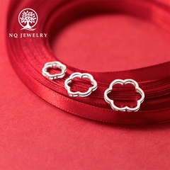 Charm bạc hình hoa 6 cánh lồng hạt xỏ ngang