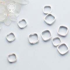 Charm bạc viền vuông bo cạnh để lồng hạt vào giữa