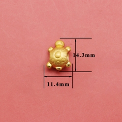 Charm bạc hình con rùa xỏ ngang