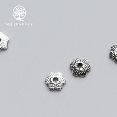 Charm bạc chụp hạt hoạ tiết hoa văn
