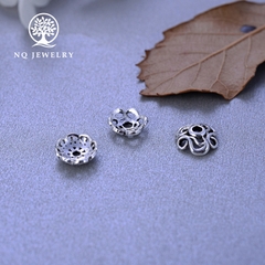 Charm bạc chụp hạt họa tiết hoa hồng