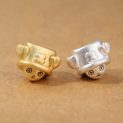 Charm bạc đầu chopper băng mũ rơm one piece xỏ ngang