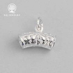 Charm bạc hình trụ xỏ ngang để gắn charm treo mẫu