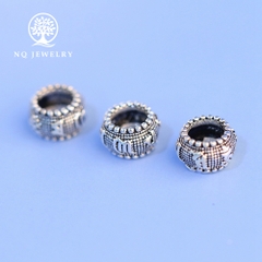 Charm chặn hạt lục tự minh chú bình an