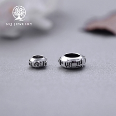 Charm bạc chặn hạt họa tiết lục tự minh chú chữ nổi