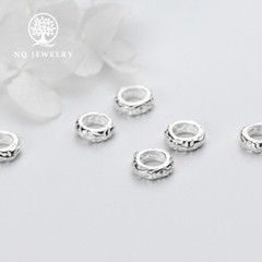 Charm bạn chặn hạt hoa văn