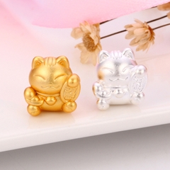 Charm bạc mèo may mắn xỏ ngang