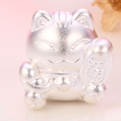 Charm bạc mèo may mắn xỏ ngang