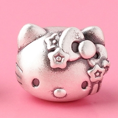 Charm bạc xỏ ngang mèo hello kitty