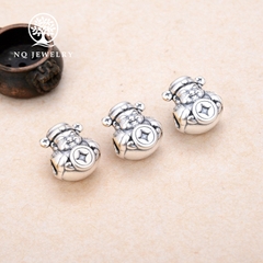 Charm ông thần tài bạc trắng