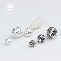 Charm bạc hình cầu họa tiết xỏ ngang