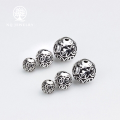 Charm bạc hình cầu họa tiết xỏ ngang