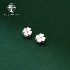 Charm bạc cỏ 4 lá xỏ ngang