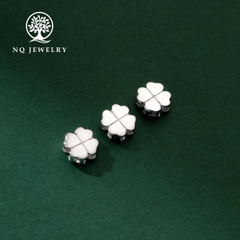 Charm bạc cỏ 4 lá xỏ ngang