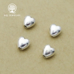 Charm bạc trái tim xỏ ngang