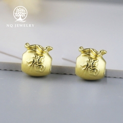 Charm bạc túi may mắn xỏ ngang