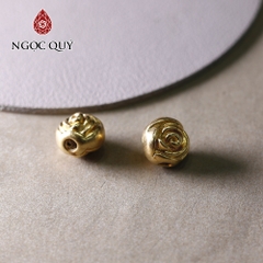 Charm bạc mạ vàng hình hoa hồng xỏ ngang