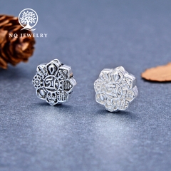 Charm bạc hình hoa sen họa tiết bát bảo cát tường xỏ ngang