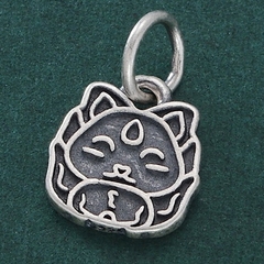 Charm bạc treo mặt dây chuyền hình hồ ly chín đuôi